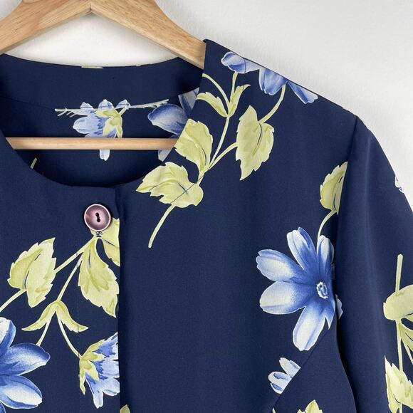 Vintage Floral Button Up Blouse Top Navy Blue Green Short Sleeve Coastal Grandma - Picture 4 of 4